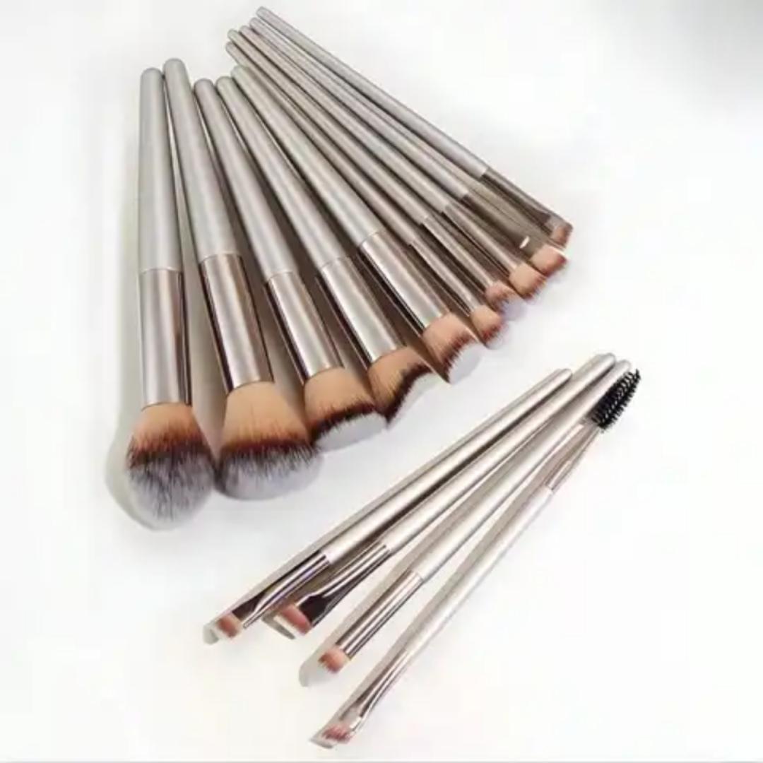 Face Brushes- set of 15