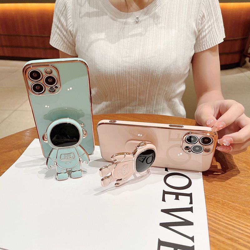 Infinix Hot 40 Pro Case Cute 6D Astronaut Phone Case with Stand Luxury Plating Case Cover Slim Fit Shockproof Bumper Protective Electroplated Case