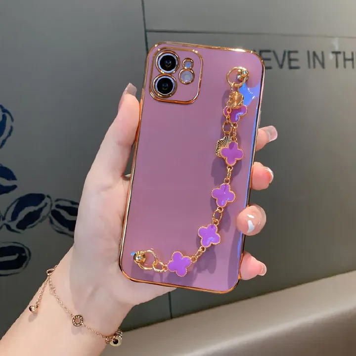 Infinix Hot 40/Hot 40 Pro/Hot 40i Electroplated Four-Leaf Clover Hand Chain Anti Fall Protective Cover
