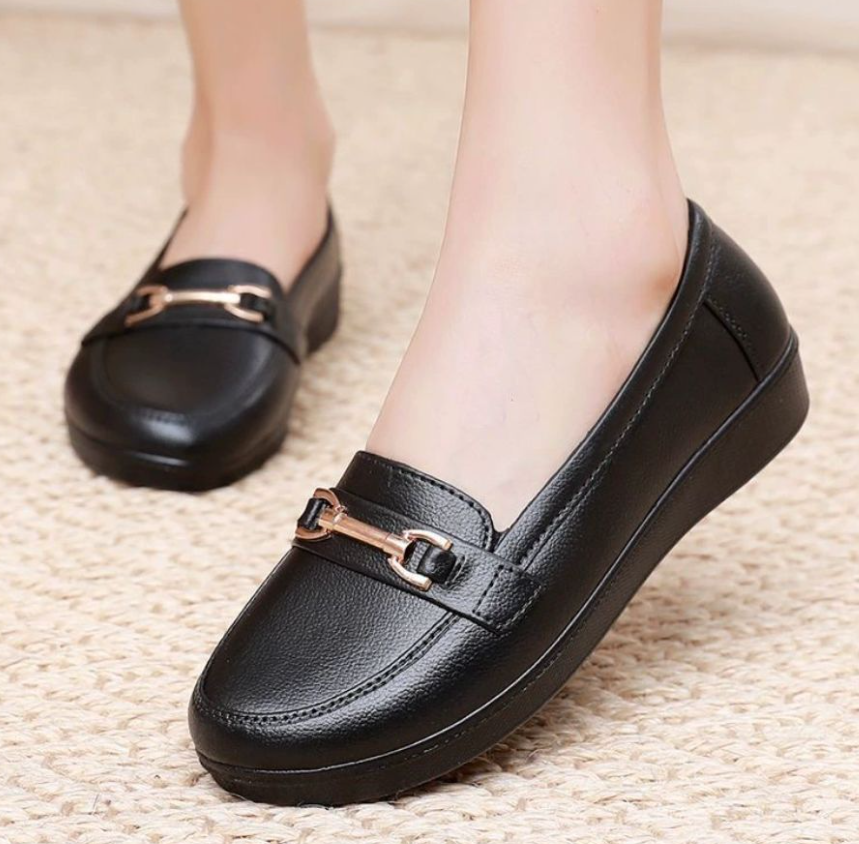 Women Shoes Flats Leather Sneakers Women Comfortable Female Casual Walking Footwear Fashion Large Size Loafers Girl Shoes Fast delivery within 1-5 days