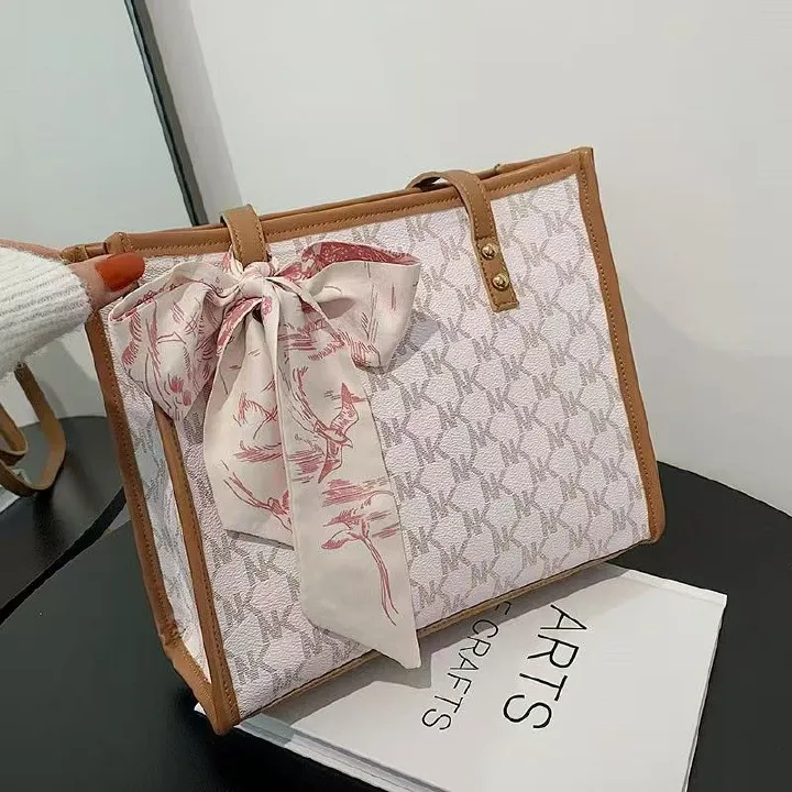 Women  shoulder bag tote bag ladies handbags girl elegant silk scarf shoulder bag women bags Local fast delivery