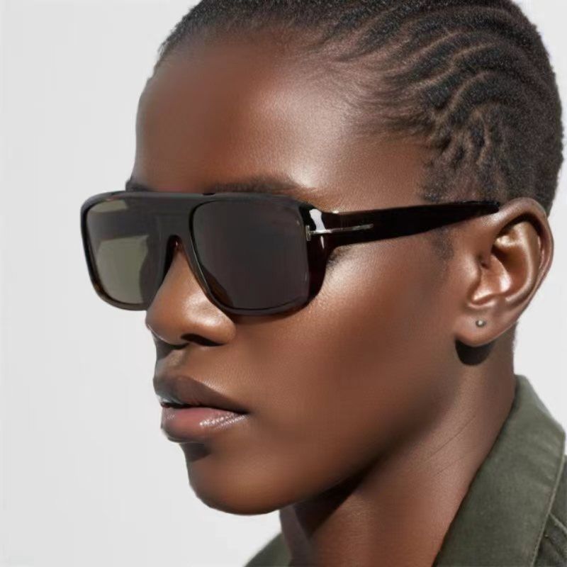 "Kenya's Favorite! Stylish UV-Protection Sunglasses for Ultimate Eye Comfort & Fashion!"