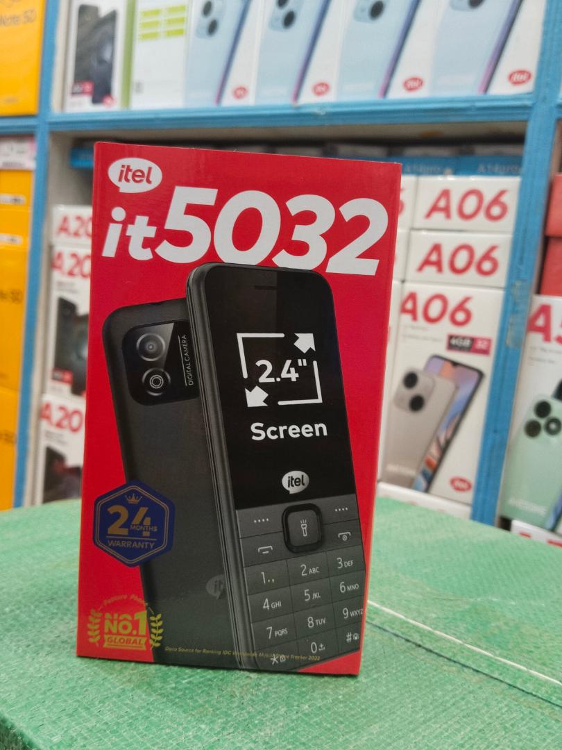 itel 5032 Basic Cellphone Original (Keypad) Ultra Slim 2.4" Screen | Wireless FM | 1000mAh | Type-C Featured Phones