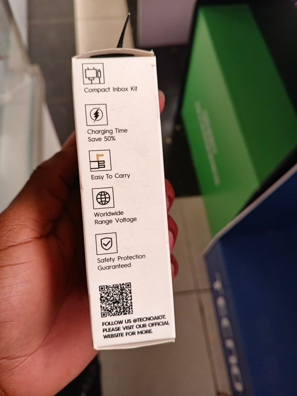 ORIGINAL TECNO CHARGER  33W (U330TKB+C11) 50% SPEED-UP  USB-A PORT COMPACT INBOX KIT 100V -240V WITH WIDE RANGE OF VOLTAGE  FUNCTIONS ,  BUILT-IN  SHORT CIRCUIT /OVERVOLTAGE/OVER HEAT PROTECTION