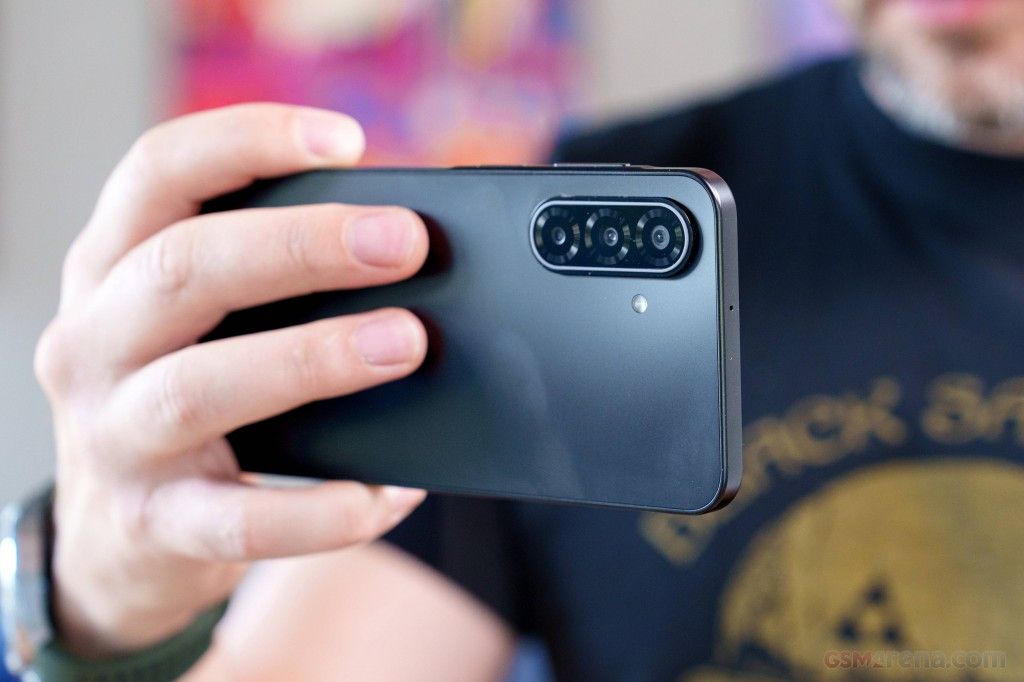 SAMSUNG GALAXY A17 5G, 6GB RAM 128GB ROM,5000mAh 25W CHARGER, TRIPLE REAR CAMERA 50MP+5MP+2MP AND 13MP SELFIE CAMERA 6YRS SECURITY UPDATES UPTO 6 GENERATION OS UPGRADES