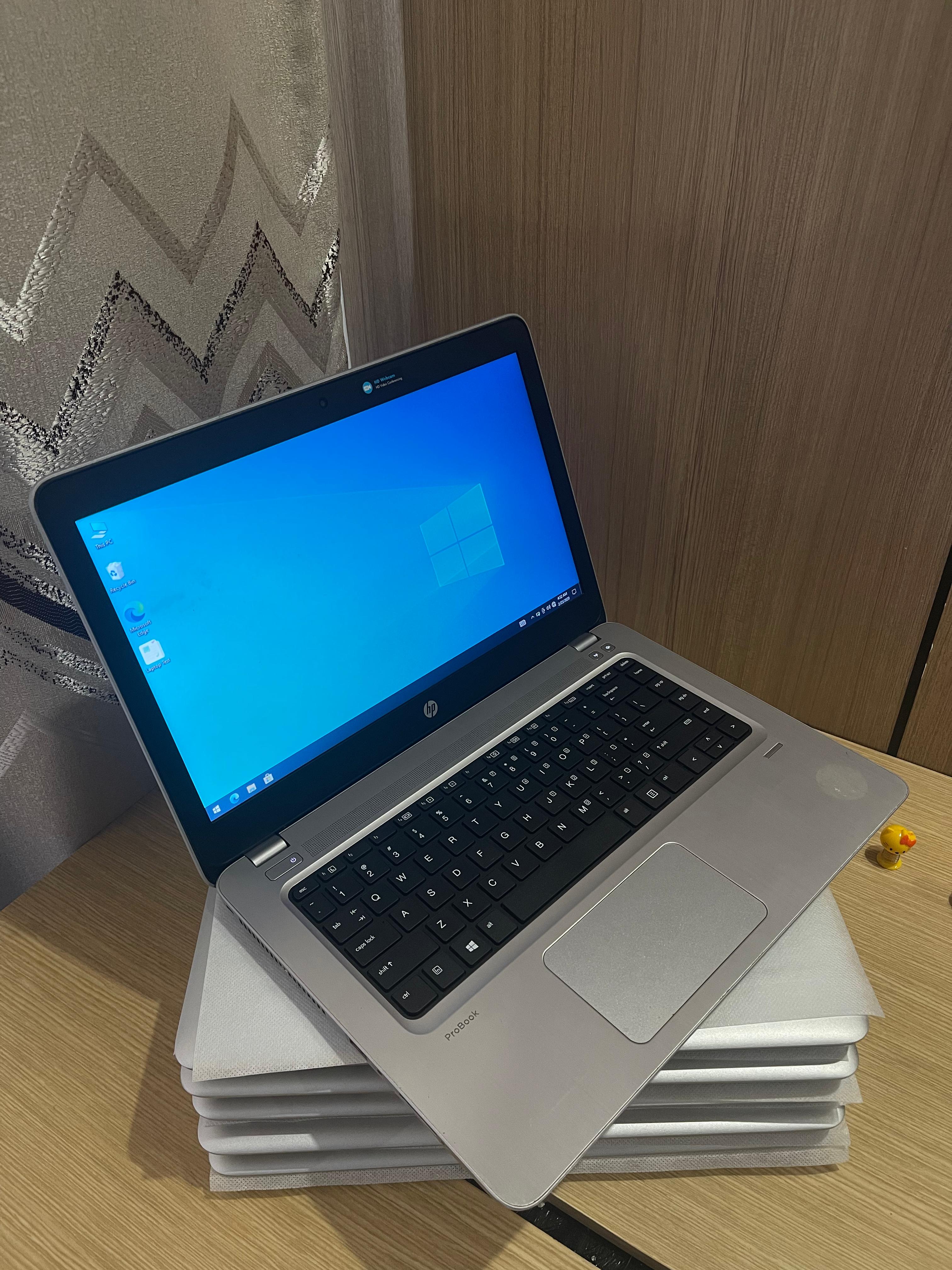 HP ProBook 440 G4 Laptop | Intel Core i3 7th Generation | 4GB DDR4 RAM | 128GB SSD Storage | 14 Inch HD Display | Refurbished Laptop | Windows 10 Professional | Lightweight Business Notebook