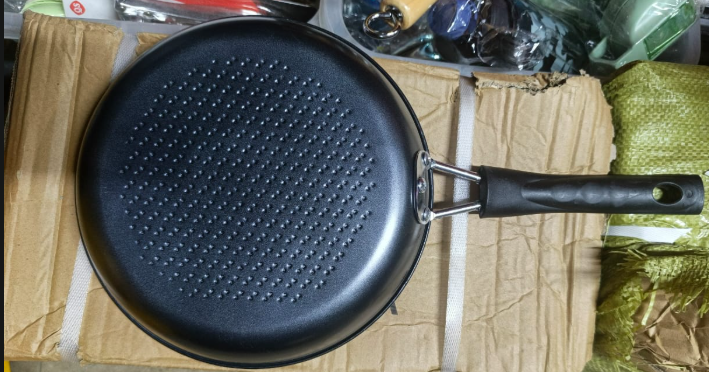 25CM Nonstick Aluminum Pan Cooking Pots Sufuria (Clean with a Sponge Brush)