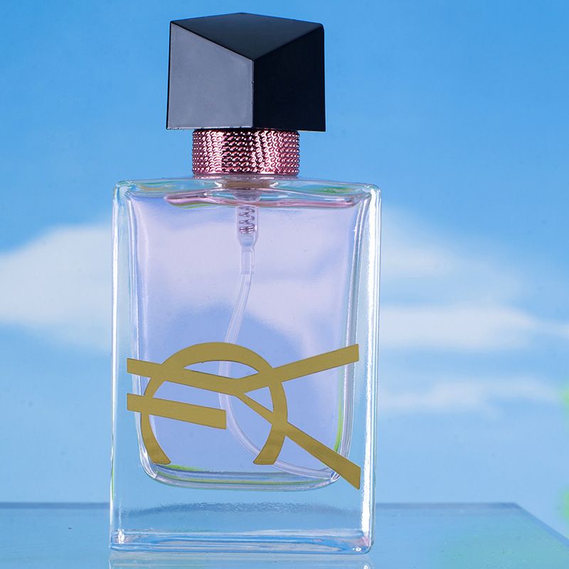 Luxury Perfume Girl Perfumes Ladies Floral Scent Fresh Natural Long-Lasting Light Fragrance Modern Spray Perfume Lady Elegant Parisian Woman Perfume 50ML