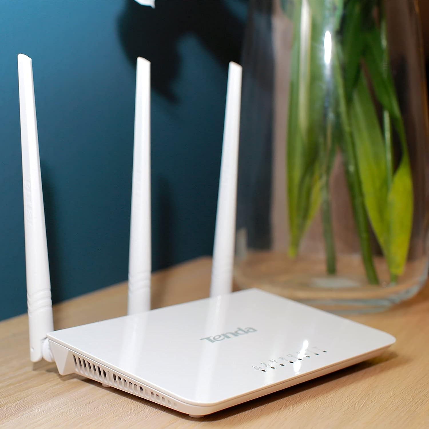 Tenda N300 300 Mbps Wireless WiFi Router White