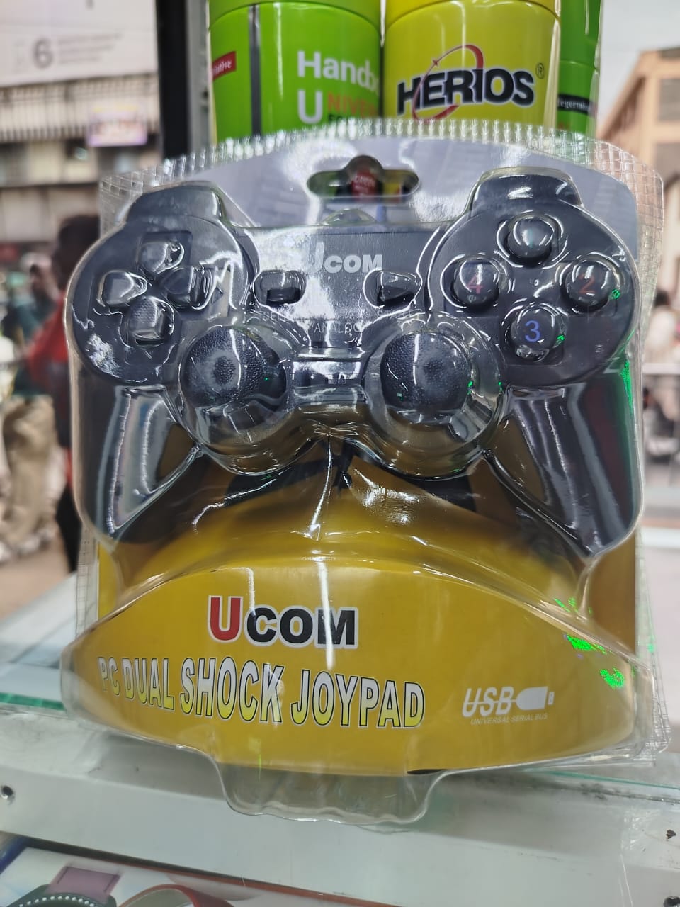 UCOM Single PC Game Pad – Plug In. Power Up. Play On.Level up your gaming with the UCOM Single PC Game Pad—your go-to controller for immersive, responsive gameplay on any PC.