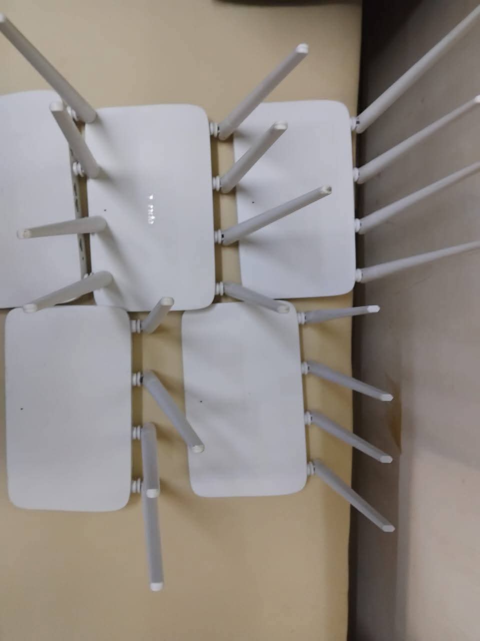 Refurbished Tenda F6 N300 WiFi Router – 300Mbps, Wall Breaker Signal, 4 Antennas, Easy Setup