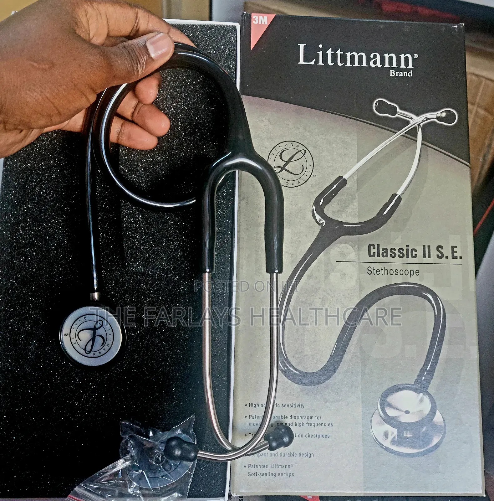 The 3M™ Littmann® Lightweight II S.E. Stethoscope classic 11 classic 2/Littmann Classic II S.E. Stethoscope – Dual Head, Tunable Diaphragm, Lightweight Design for Students & Professionals