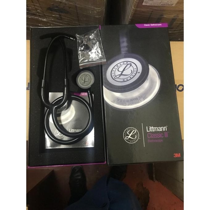 3M™ Littmann® Classic III™ Stethoscope | Lightweight Design | High Acoustic Sensitivity | Dual-Sided Chestpiece | Tunable Diaphragms | Durable Tubing | Professional Medical Use