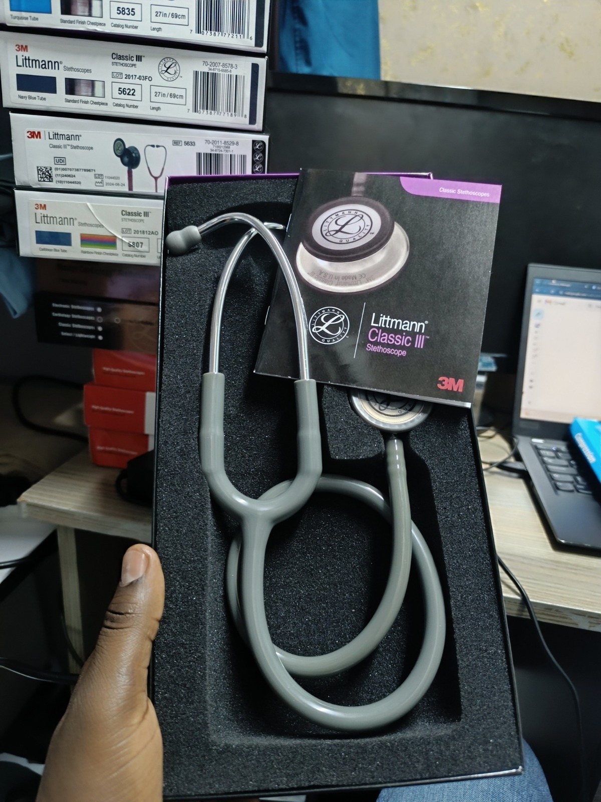 3M Littmann Classic III Stethoscope | More Than 2X Louder | Dual-Sided Chestpiece | Tunable Diaphragm | Stainless Steel | Lightweight & Durable | Medical Professionals