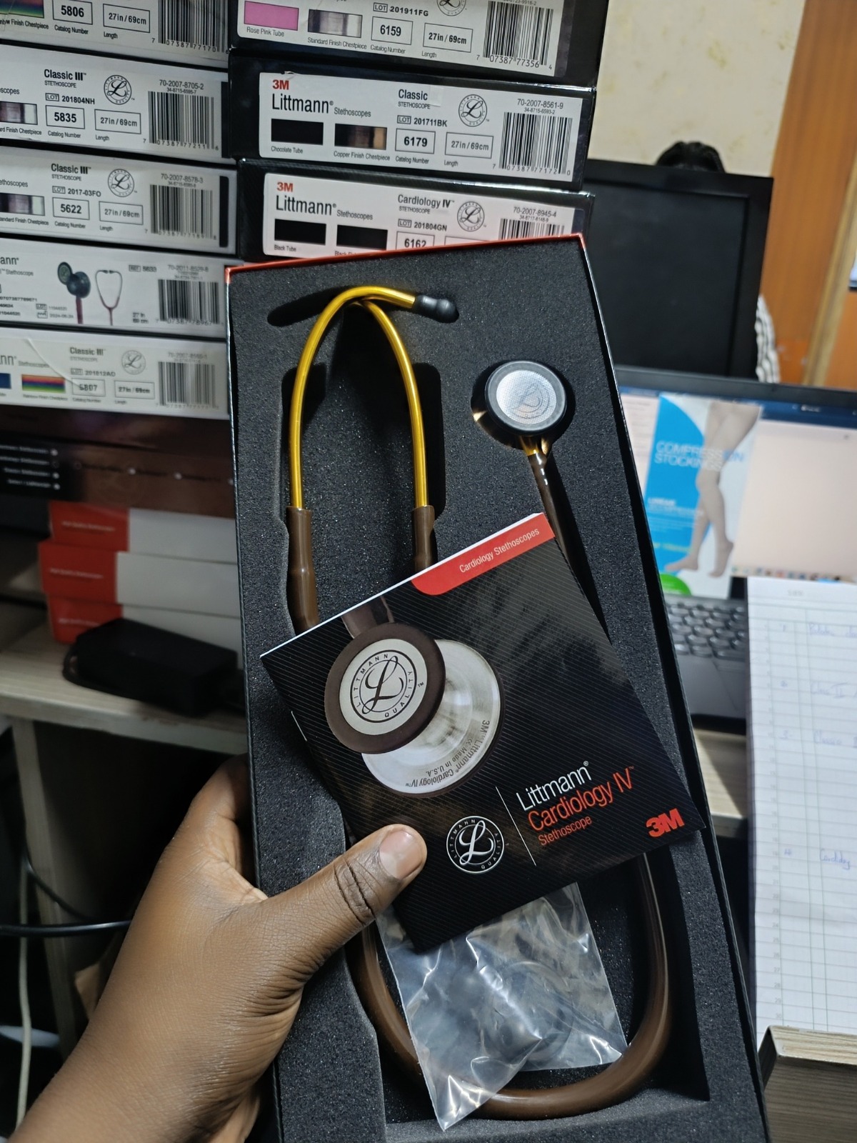3M Littmann Cardiology IV Stethoscope | High Acoustic Sensitivity | Dual-Sided Chestpiece | Tunable Diaphragm | Stainless Steel | Durable & Comfortable | Medical Professionals