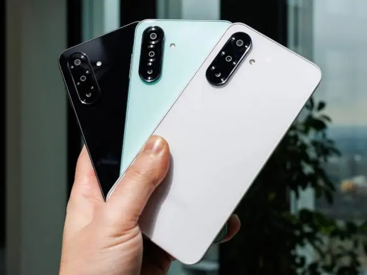[New Arrival] Samsung Galaxy A26 5G 128GB+6GB 6.7" 120Hz Super AMOLED Display 50MP+13MP Cameras Exynos 1380 Chipset 5000mAh Battery 25W Fast Charge IP67 Dust/Water Resistant Smart Phone