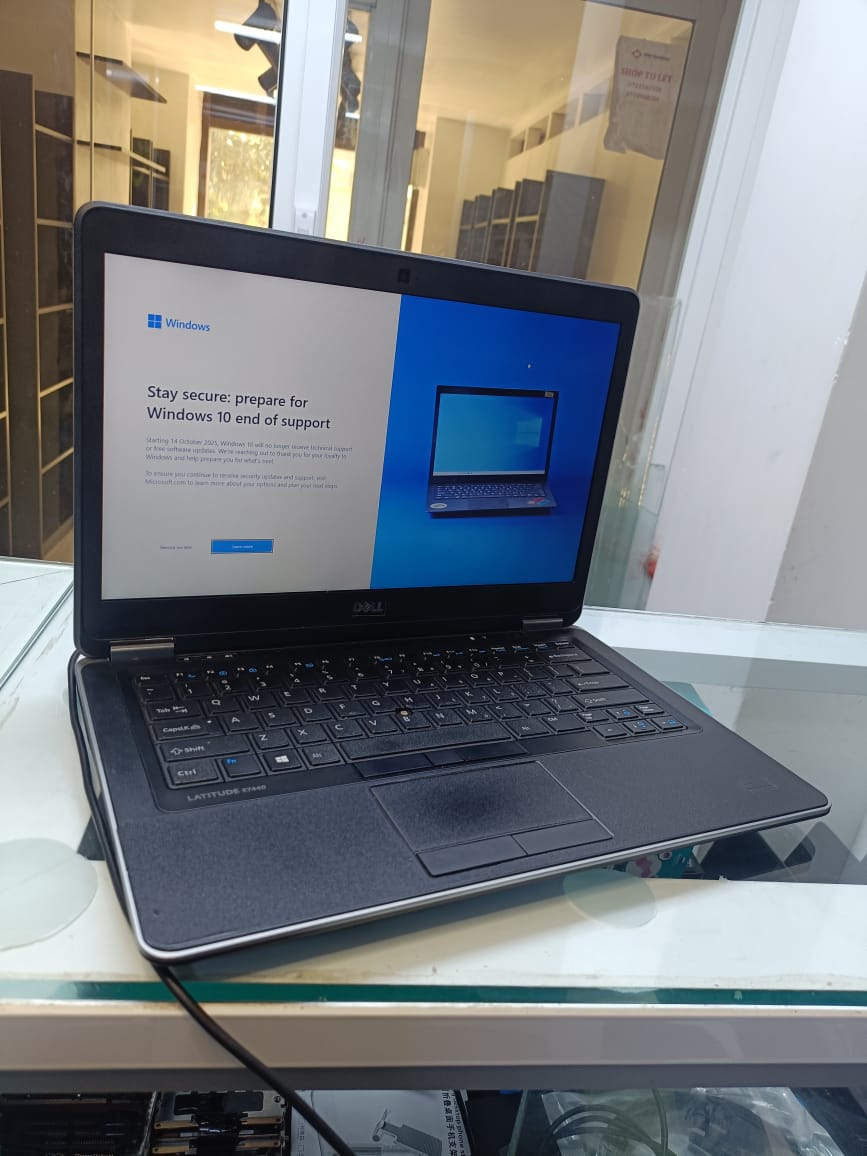 Dell Latitude 7440 Laptop – Intel Core i5 | 8GB RAM | 500GB Storage | Reliable Business-Class Performance | Sleek Design | Great for Office, Study, and Everyday Use