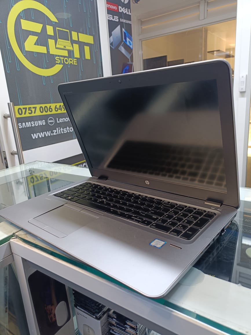 HP 850 G3 EliteBook - 15.6-inch Full HD, Intel Core i5, 8GB RAM, 256GB SSD, Numeric Keypad, Ideal for Professionals & Students on the Go
 High-Performance Workhorse for Business & Personal Use