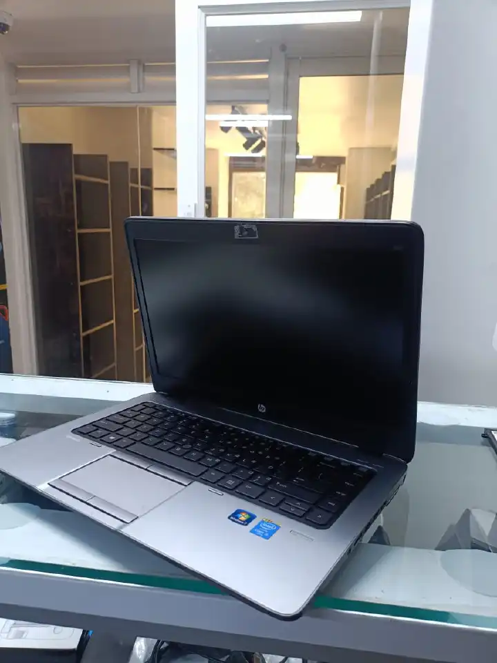 HP EliteBook 840 G2 | Core i5 5th Gen | 8GB RAM | 256GB SSD | Slim & Fast Business Laptop

Experience professional-grade performance and sleek portability with the HP EliteBook 840 G2.