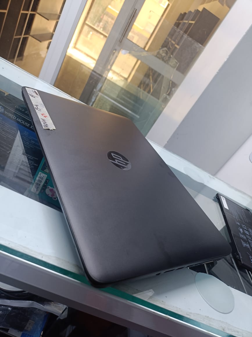 HP EliteBook 840 G2 | Core i5 5th Gen | 8GB RAM | 256GB SSD | Slim & Fast Business Laptop

Experience professional-grade performance and sleek portability with the HP EliteBook 840 G2.