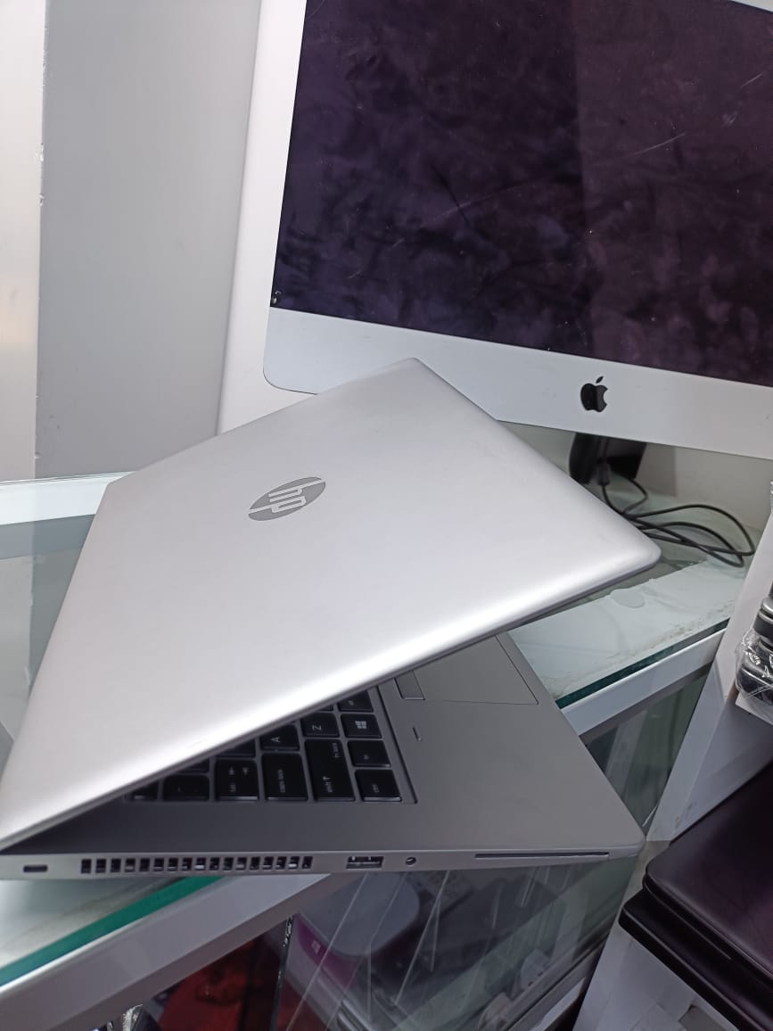 HP ProBook 640 G5 8th Gen Intel 8GB RAM  256GB SSD Slim, Secure, and Powerful 
HP Featuring an 8th Generation Intel Core i5 processor, 8GB of DDR4 RAM, and a fast 256GB SSD, this laptop offers