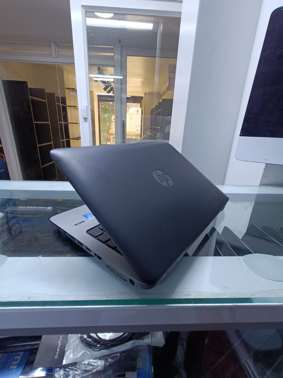 HP EliteBook 820 G2 | Core i7 5th Gen | 8GB RAM | 500GB HDD | Ultra-Slim Business Laptop | 12.5" Display | Windows 10 Pro | Lightweight & Durable | Perfect for Professionals, Students, and Everyday Us