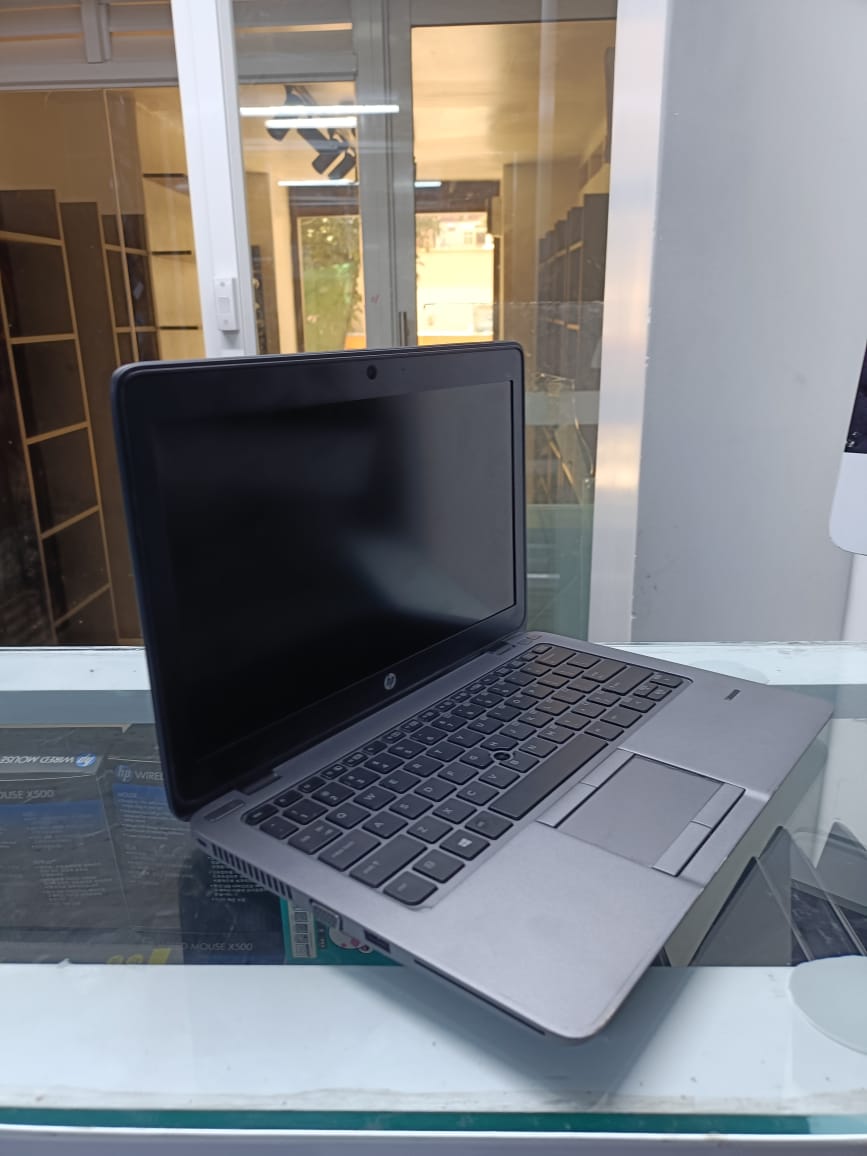 HP EliteBook 820 G2 | Intel Core i5 5th Gen | 8GB RAM | 256GB SSD | Ultra-Slim Business Laptop | Lightweight Performance Notebook | Fast Boot SSD | Windows 10 Pro Installed | Reliable Office & Student