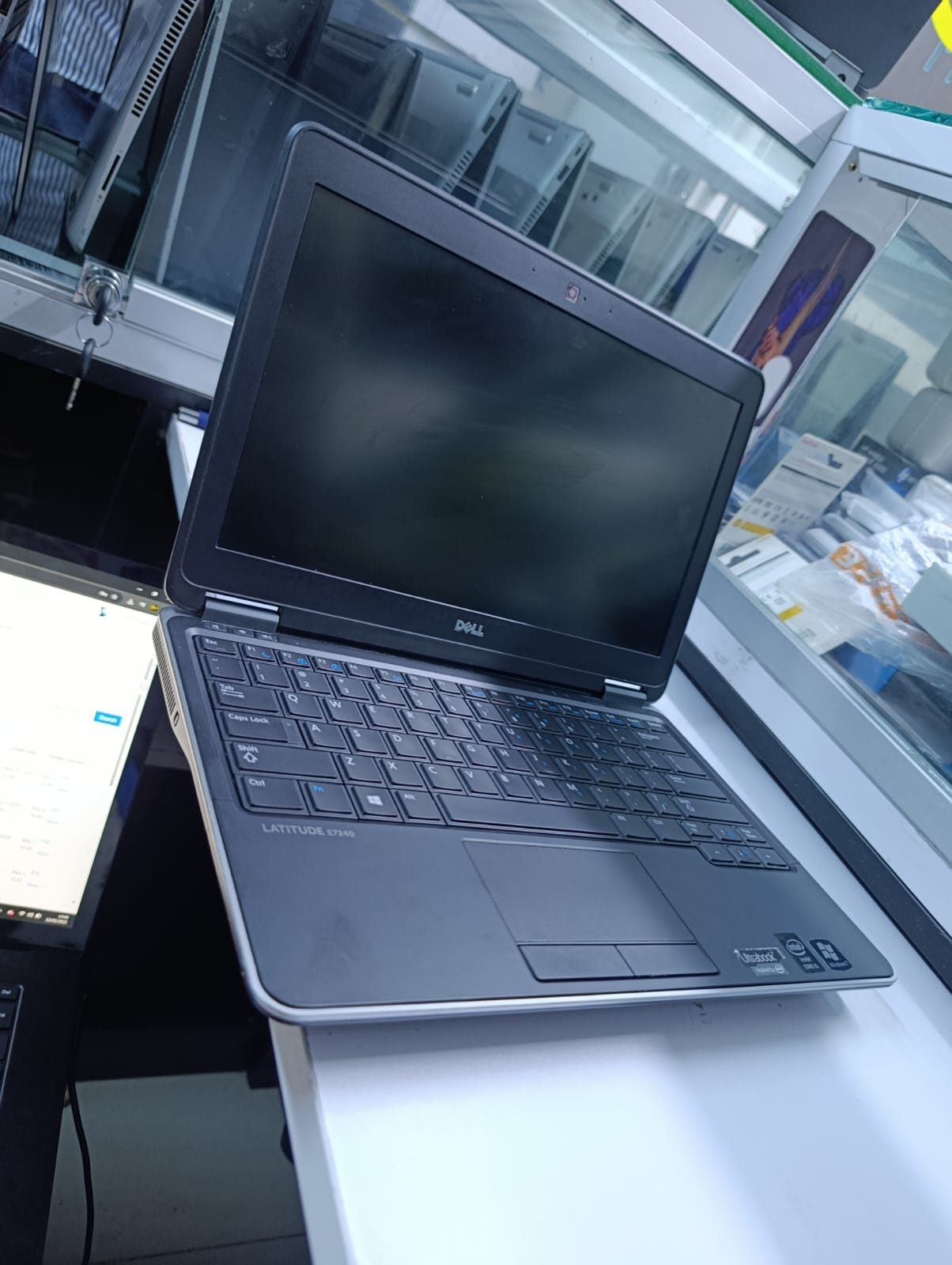 Dell Latitude E7240 is a business-grade ultrabook with an Intel Core i5 processor, 8GB of RAM, and a 256GB SSD. It features a 12.5-inch display and is known for its portability and performance