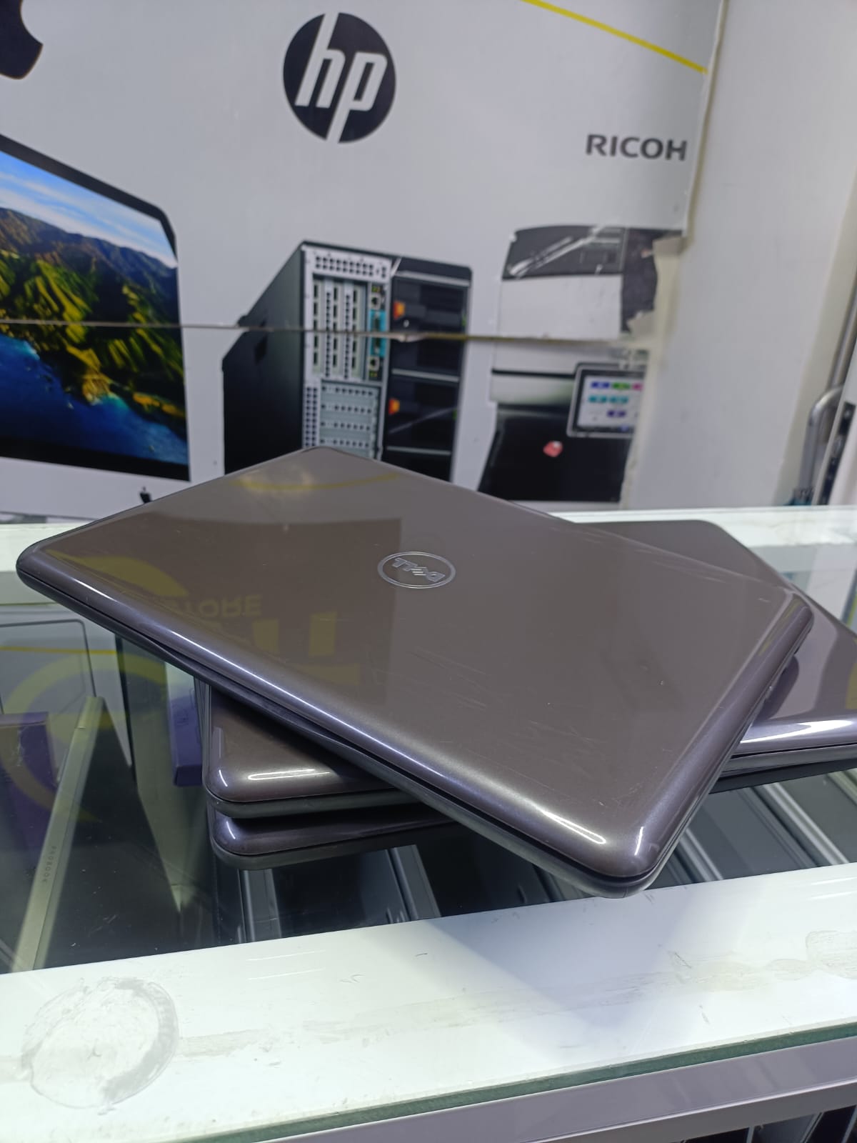 (FREE MOUSE) REFURBISHED DELL LATITUDE 3380 COI3  6TH GENERATION 8GBRAM 500GBHDD 
Perfect for students, office users, and anyone needing a reliable, budget-friendly laptop.