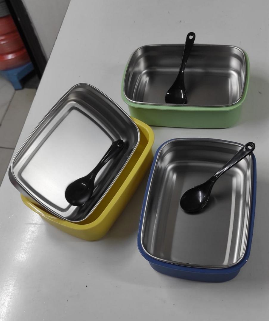 Leak proof steel food containers, lunch box for kids, 304 food grade stainless steel dinnerware, snack box bento box for students, fruit steel container, ideal for daycare, school, work,