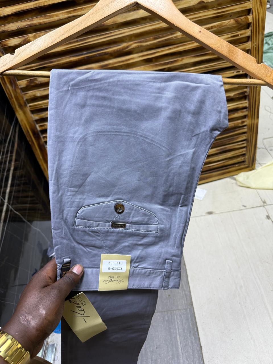 High quality hard Khaki men smart casual trousers straight slim fit smart casual casual, business and official.