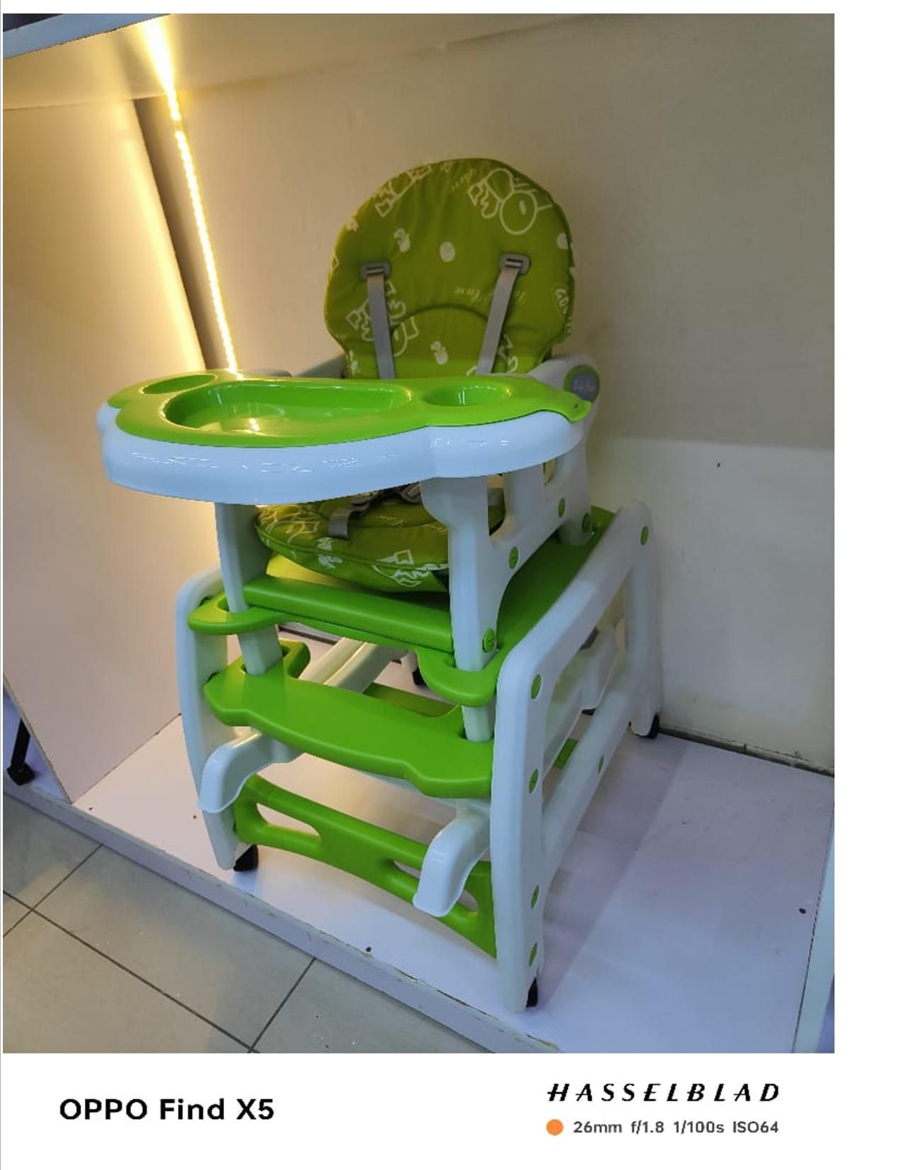 4 in 1 convertible feeding chair with wheels Can Work As High Chair, Low Chair, Study Desk, And Rocking Chair Suitable for Age 6 months to 6 Years
