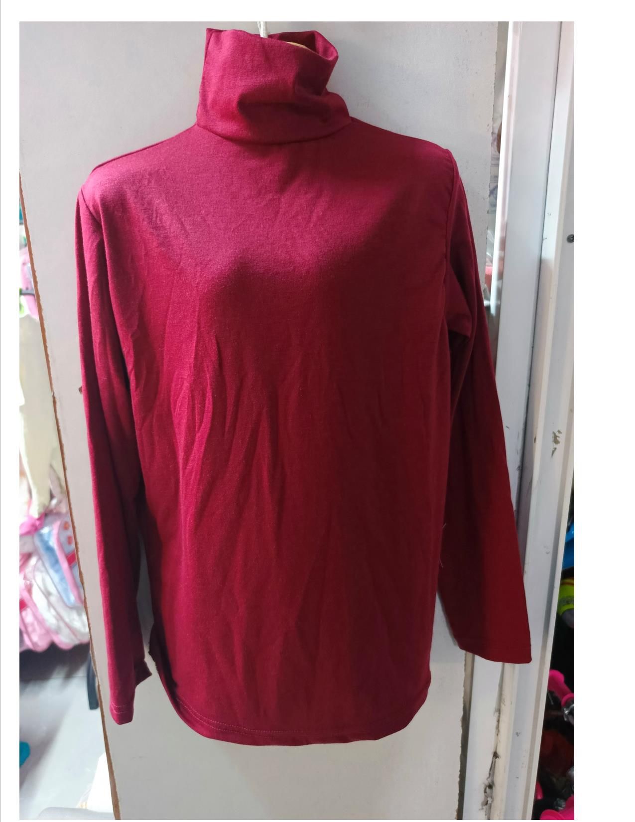 3 pcs Fashion Boys/ Girls/ Unisex Pullneck/ turtleneck T-shirts Slight Stratch Material (NB: THE PACK HAS 3 PULLNECKS MIXED COLORS BUT SAME SIZE OF CHOOSEN AGE GROUP)