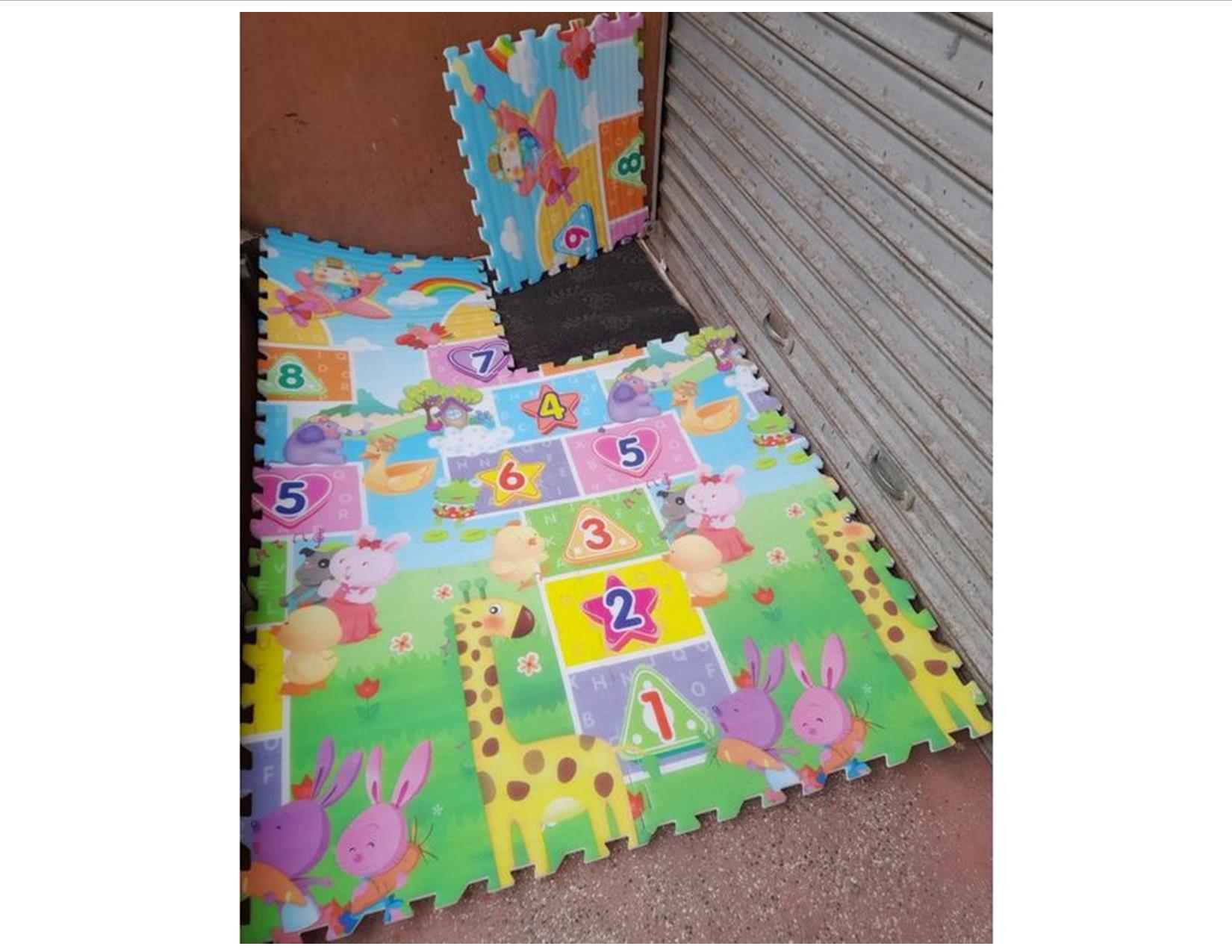 Puzzle Baby Play Mat for Baby Crawling, Baby Mat and Playing Waterproof   Comes a Set of 6 puzzles When Assembled size 1.2 by 1.8 m Has Assorted Cartoon Prints