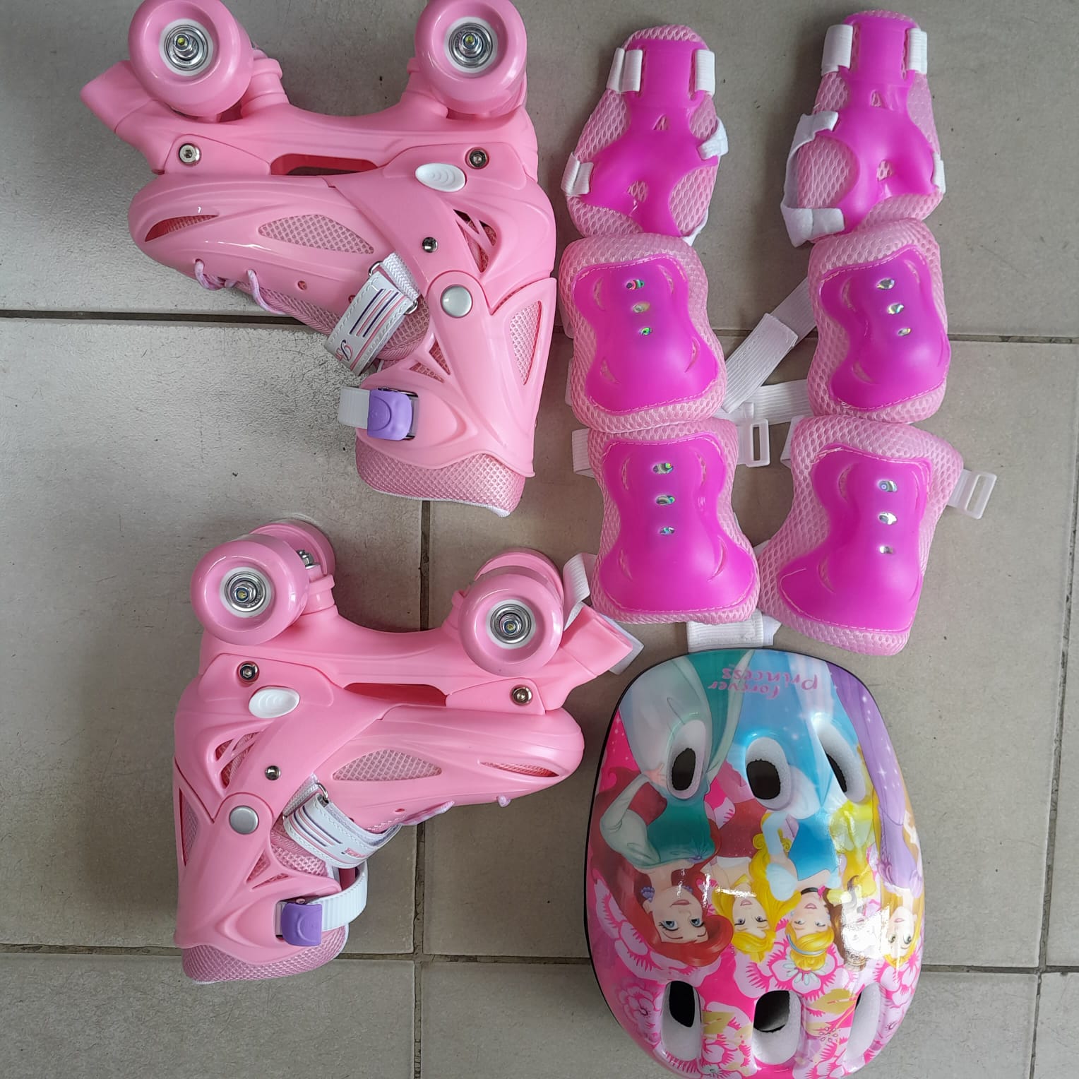 4-Wheel Roller Skates Full Set – Adjustable Skates with Safety Gear for Kids
