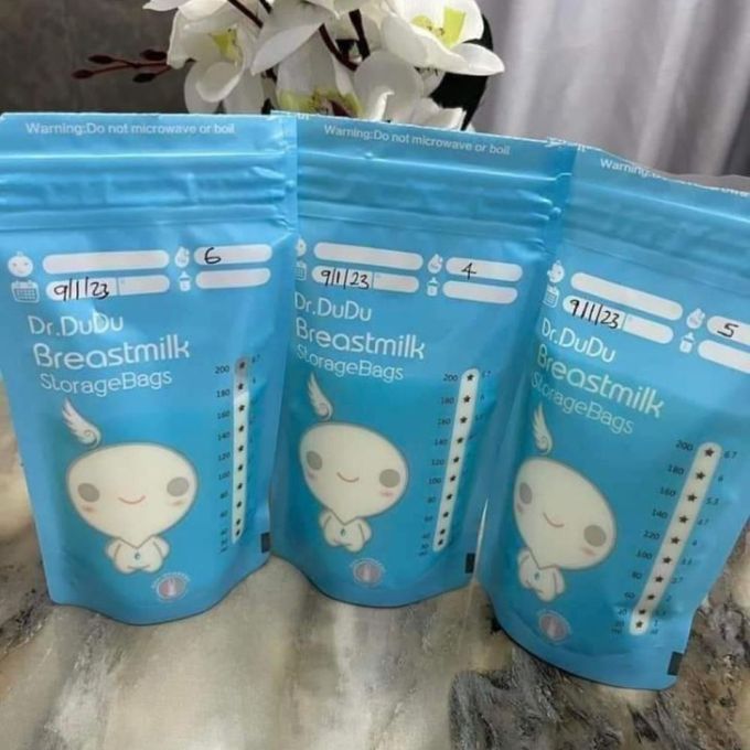 Dr. Dudu Breastmilk Storage Bags 30 Pcs 120ml – Safe, Leakproof, and Pre-Sterilized for Convenient Milk Storage