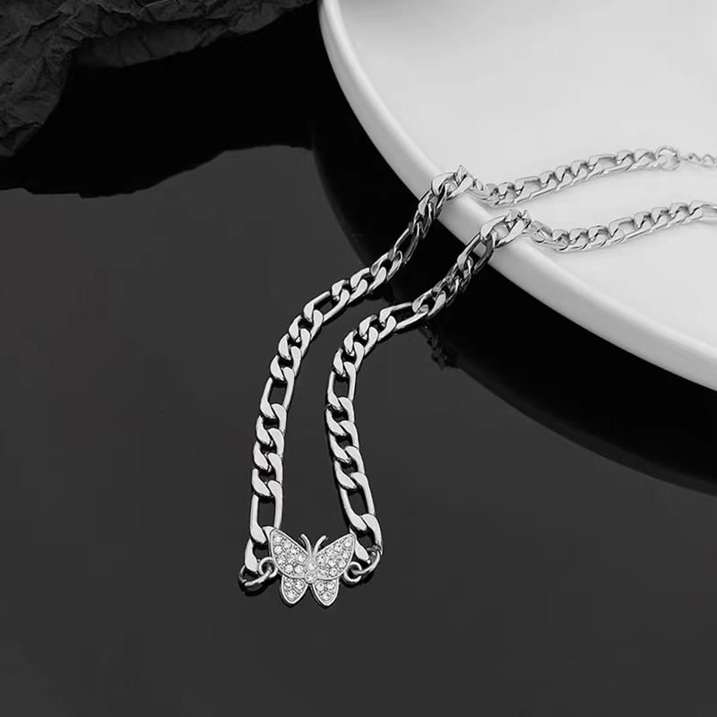 Women's Necklaces Women's Jewelry Titanium Steel Butterfly Necklace Small luxury clavicle chain Party accessories