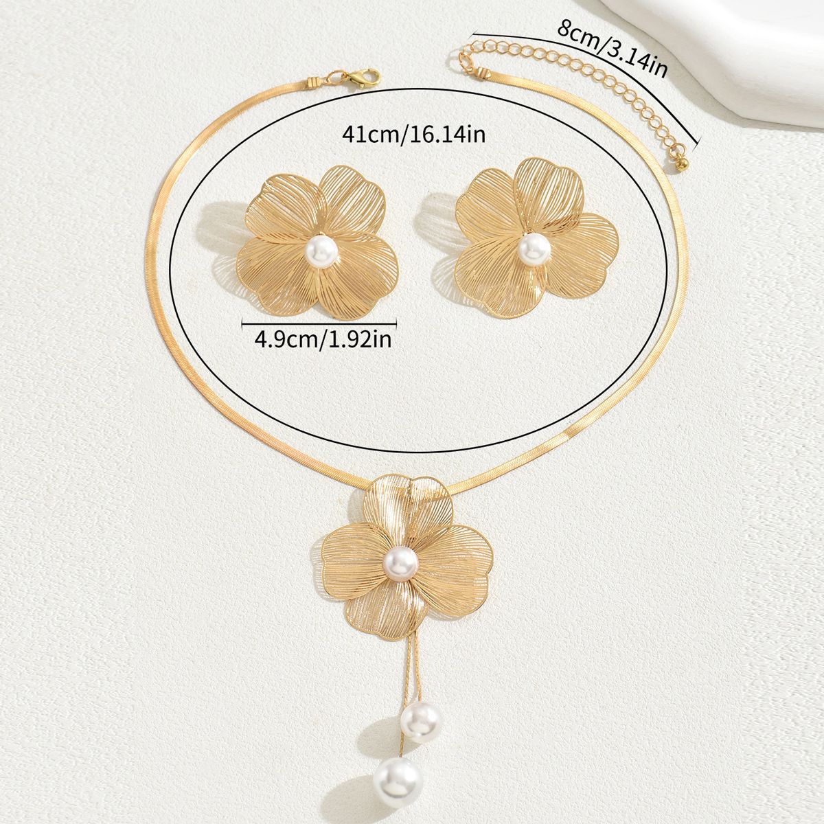 New 2PCS Fashion Gold-plated Metallic Flower Pendant Choker Necklace for Women Party Simple Pearl Flower Earring Jewelry Set