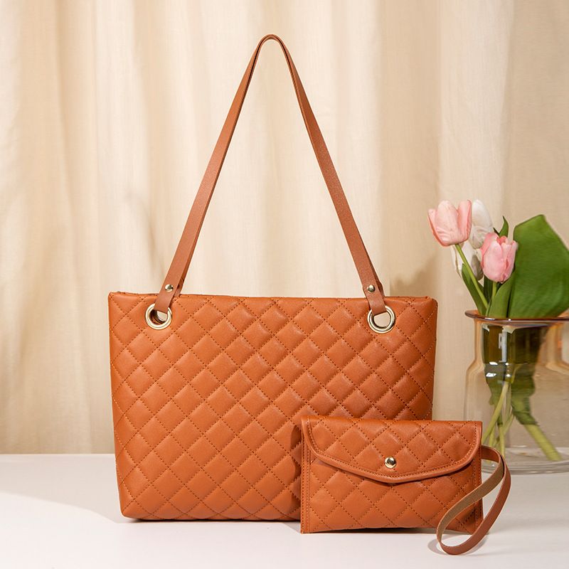 2Stes/PCS New Women's Bag European and American Fashion Mother Lady's Bag Handbag Bag Water Bucket Bag Commuter Joker Underarm Bag