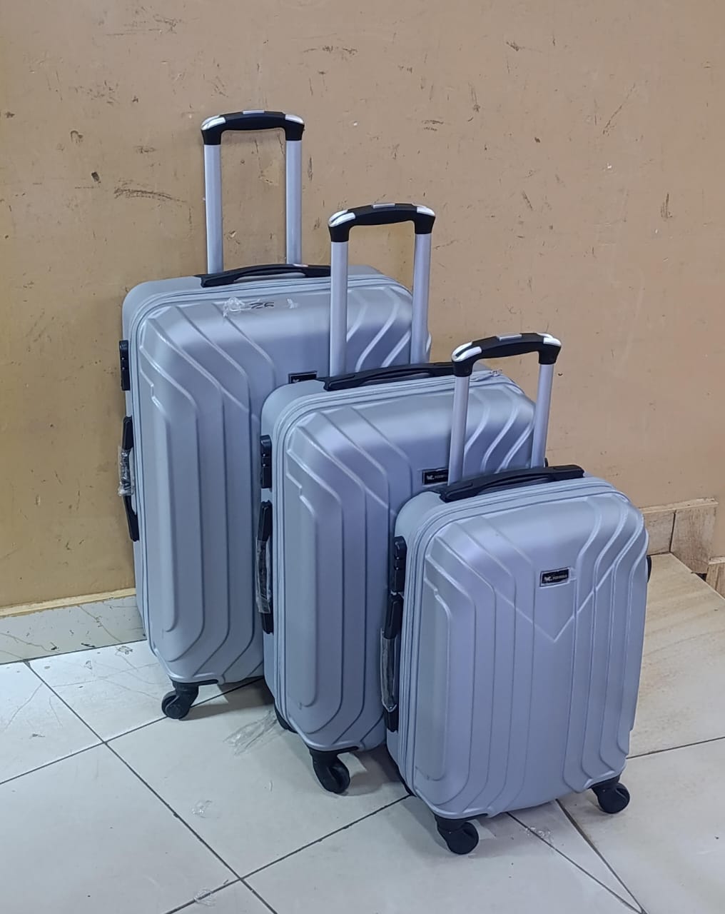 🧳 3-in-1 Luxurious Fibre Suitcase Set 💼 | Durable, Stylish & Smooth Spinner Wheels ✈️ | Travel Smart & Secure 🌍