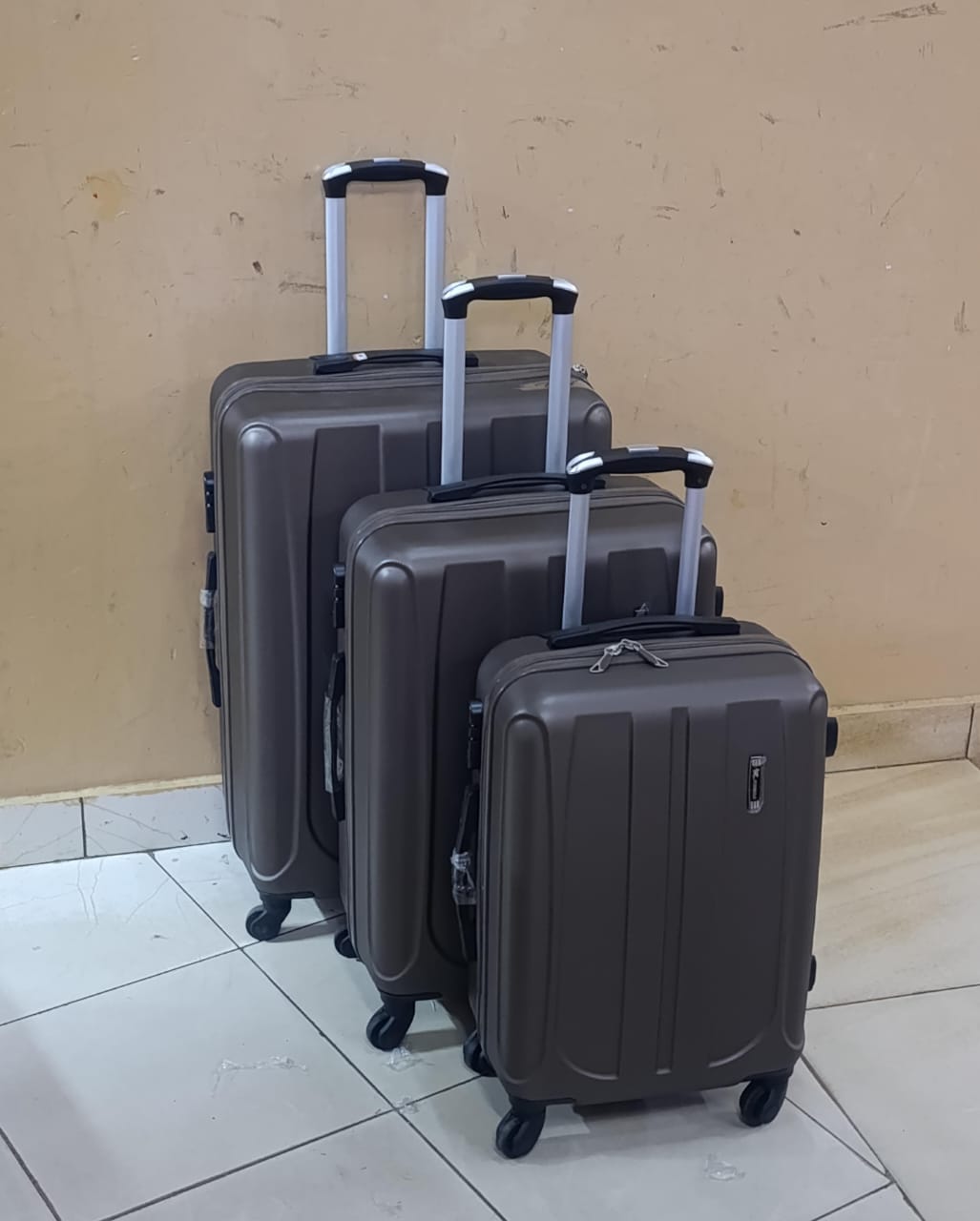 🧳 3-in-1 Luxurious Fibre Suitcase Set 💼 | Durable, Stylish & Smooth Spinner Wheels ✈️ | Travel Smart & Secure 🌍