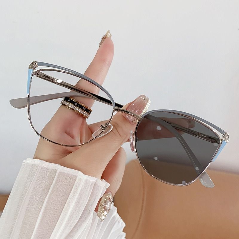 1 pair of new high-end INS style metal cat eye glasses with ultra light frame artistic Women's fashion glasses, day and night dual-use - lens photochromic, lens anti blue light, can effectively protec