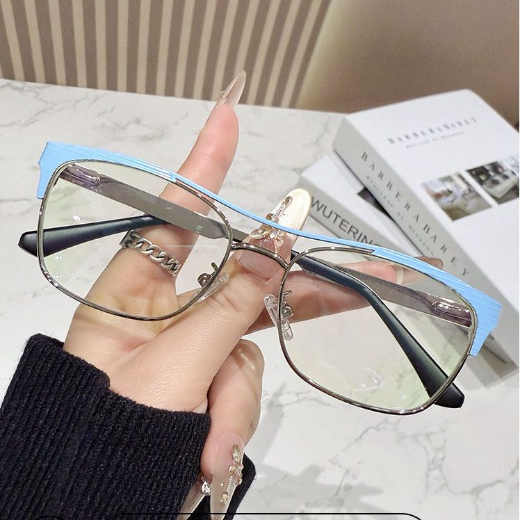 Computer Eye Photochromic Eyeglasses Metal Optical Frame Myopia Optical Glasses Changing Lenses Anti Blue Glasses