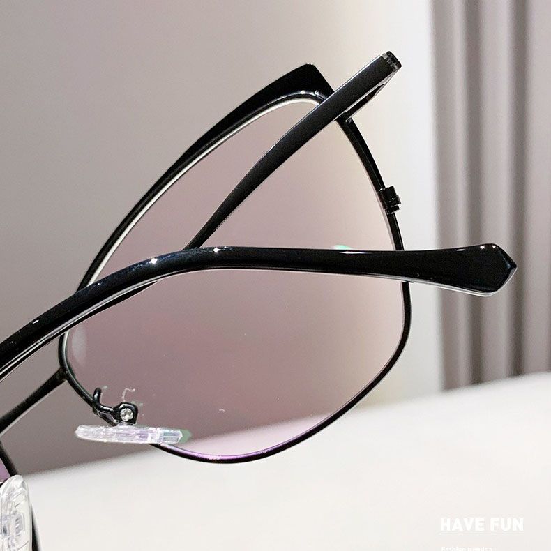 Cat Eye Anti Blue Light Reading Glasses Women 2025 Double Colors Eyewear Metal Frame Fashion Pink Optical Eyeglasses Spectacles