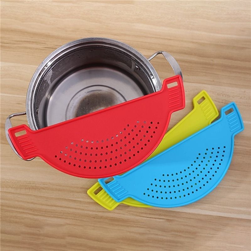 Plastic drainer, crescent shaped pot funnel, food filter board, drainage sieve with handle, suitable for pasta, vegetables, fruits, colander, kitchen utensils, pad