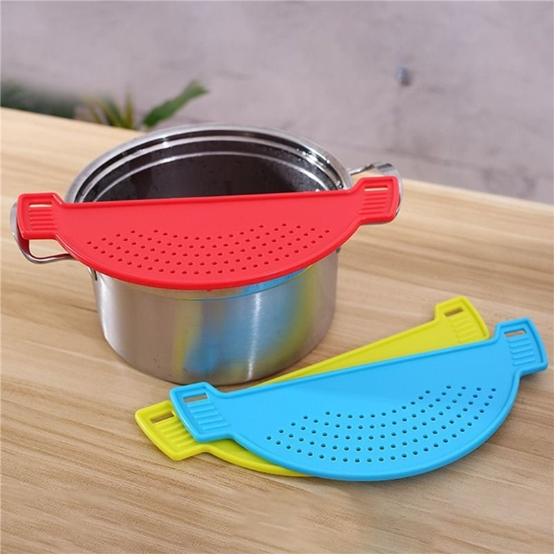 Plastic drainer, crescent shaped pot funnel, food filter board, drainage sieve with handle, suitable for pasta, vegetables, fruits, colander, kitchen utensils, pad