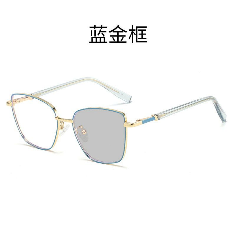 1pc Women's Photochromic Fashion Glasses with Cat Eye Metal Frame and Hollow Design Set with Diamonds, Suitable for Driving and Daily Wear