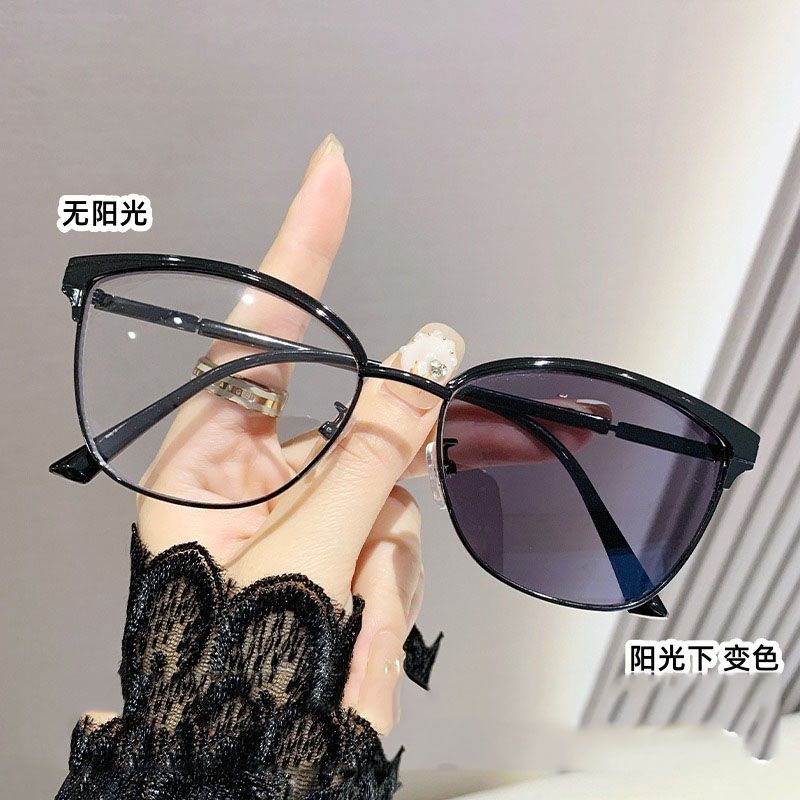 2025 Retro Sunglasses Women Brand Designer Fashion Rimless Gradient Sun Glasses Cutting Lens Ladies Frameless Eyeglasses photochromic sunglasses