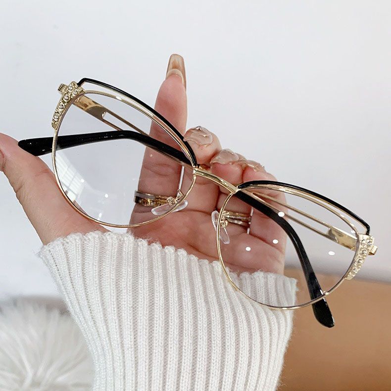 New Fashion Unisex Photochromic Eyeglasses Blue Square Frame Metal Eyewear Anti-Blue Light Non-Prescription Optical Glasses