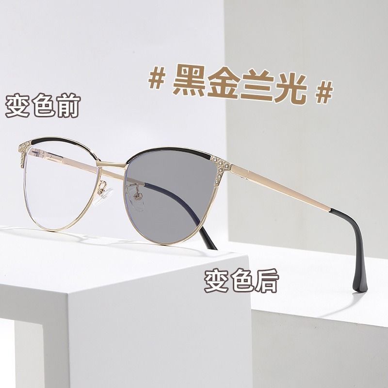 2025 Fashion Cat Eye Anti Blue Light Blocking Eyeglasses Photochromic Glasses for Women Reading Glasses